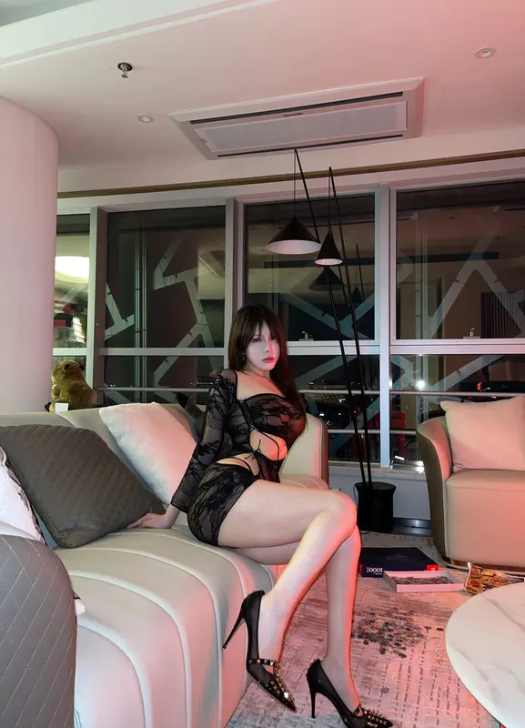 奔跑的晶骡儿-微密圈系列 透视蕾丝装 - 奔跑的晶骡儿